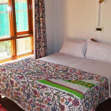 Hayat Hotel Pahalgām 外观 照片